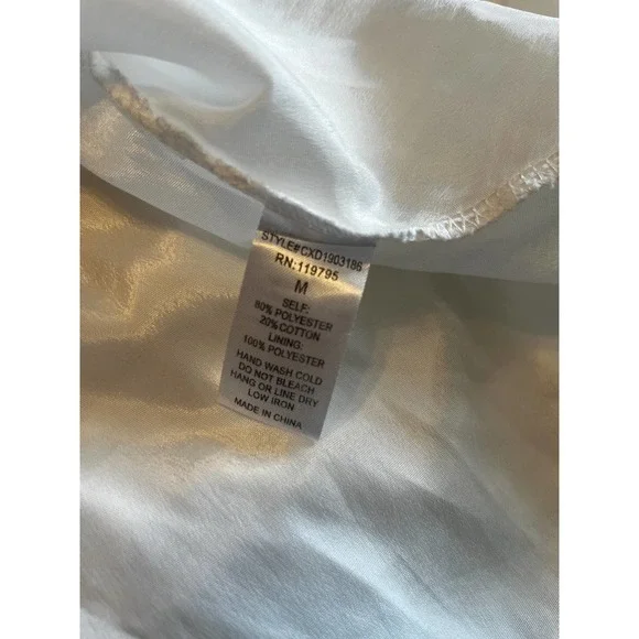 White Layered V neck dress - Picture 3 of 3